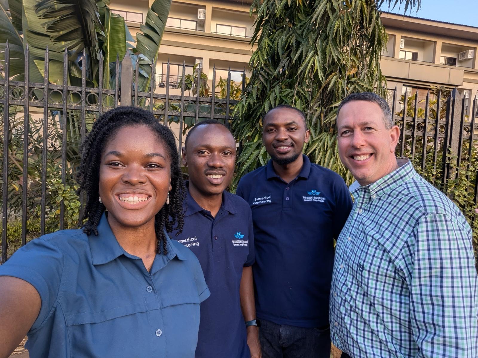 Train Biomedics team in the field